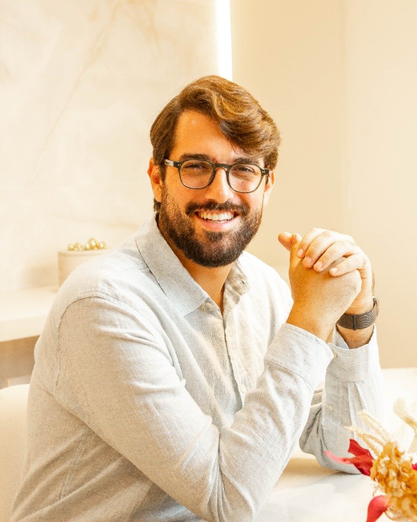 Dr. Vitor Milioni
